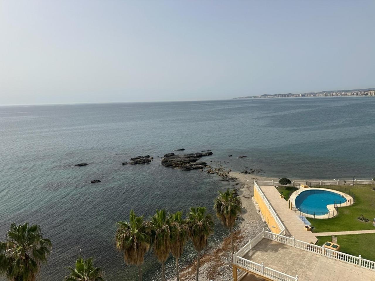 La Perla Beach Benalmádena Exteriér fotografie