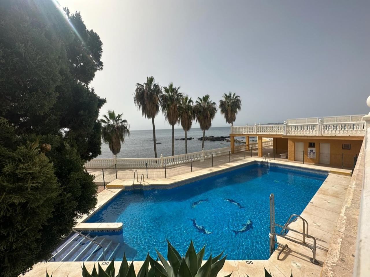 La Perla Beach Benalmádena Exteriér fotografie