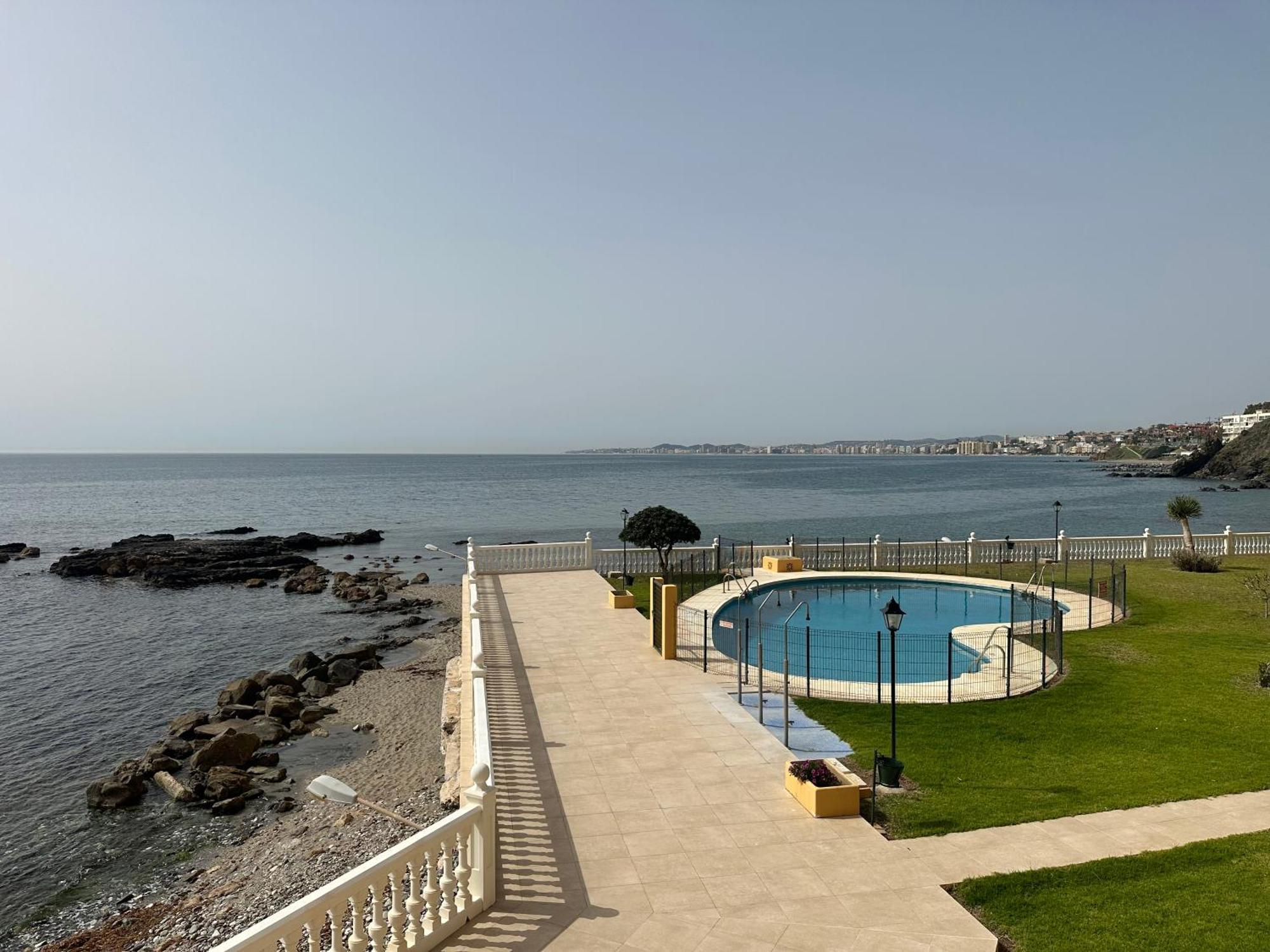 La Perla Beach Benalmádena Exteriér fotografie